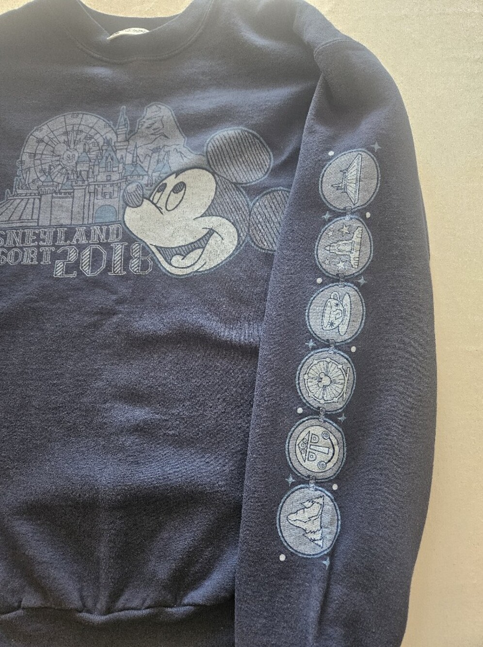 Disney Resort Disneyland Rides Navy Mickey Mouse Crew Neck Sweatshirt Size Sm